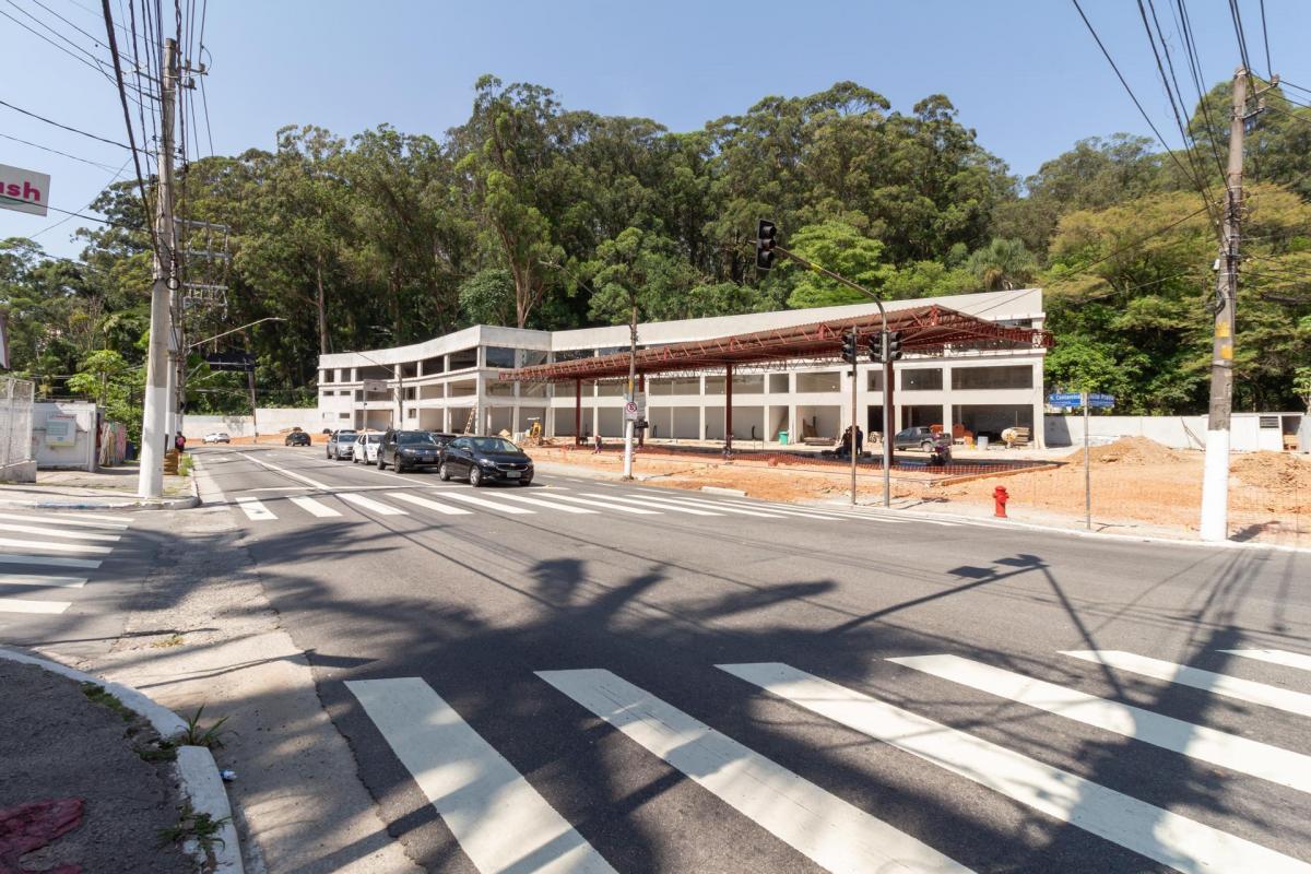 Loja em posto na Avenida Nova Cantareira, N. 4055 – loja 6 • 60 m²