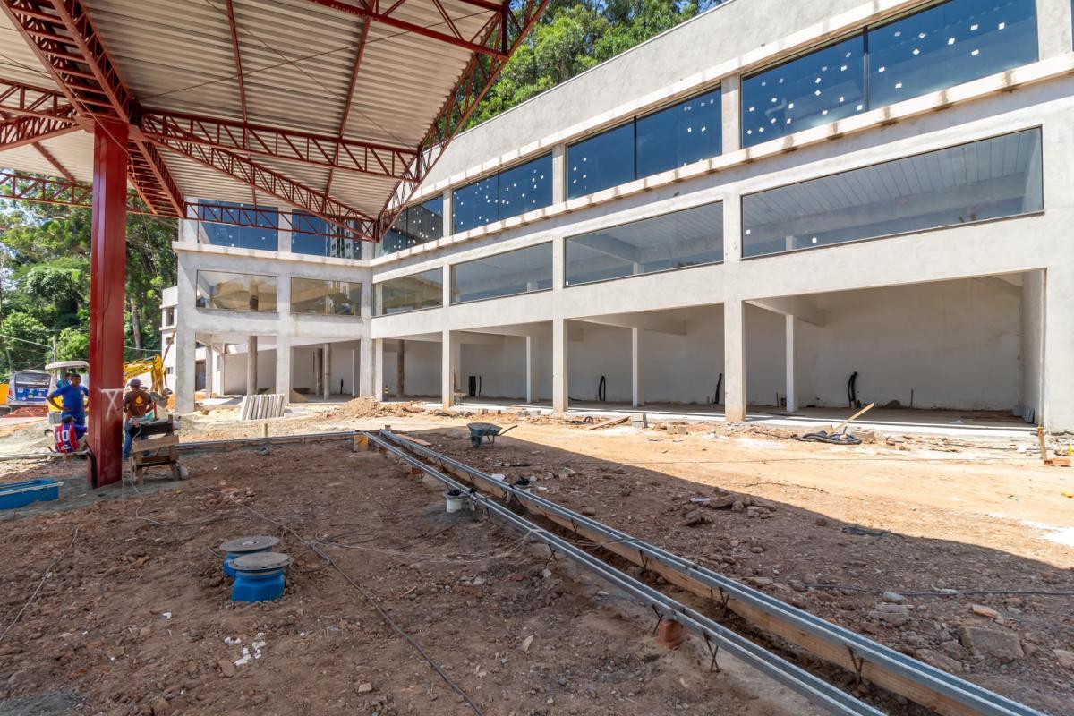 Loja em posto na Avenida Nova Cantareira, N. 4055 – loja 6 • 60 m²