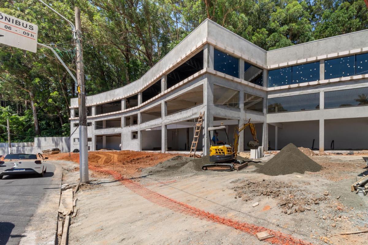 Loja em posto na Avenida Nova Cantareira, N. 4055 – loja 6 • 60 m²