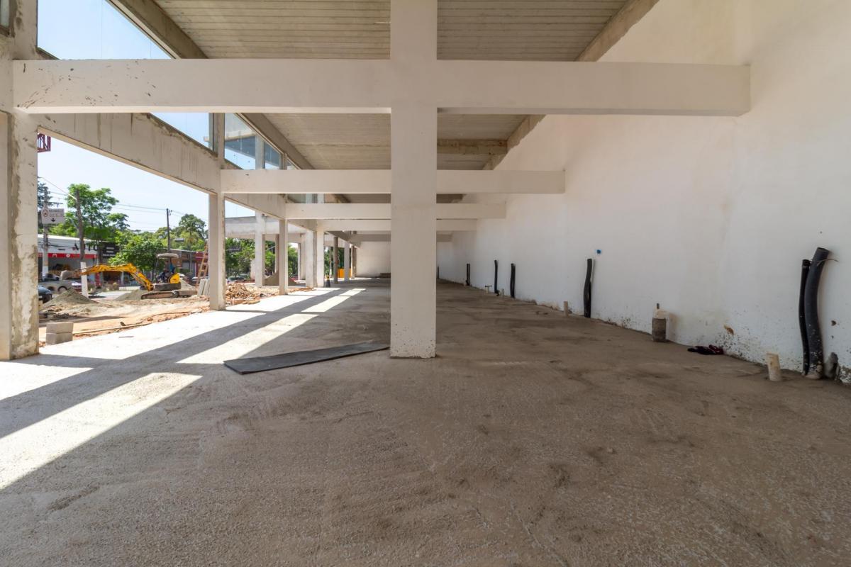 Loja em posto na Avenida Nova Cantareira, N. 4055 – loja 6 • 60 m²