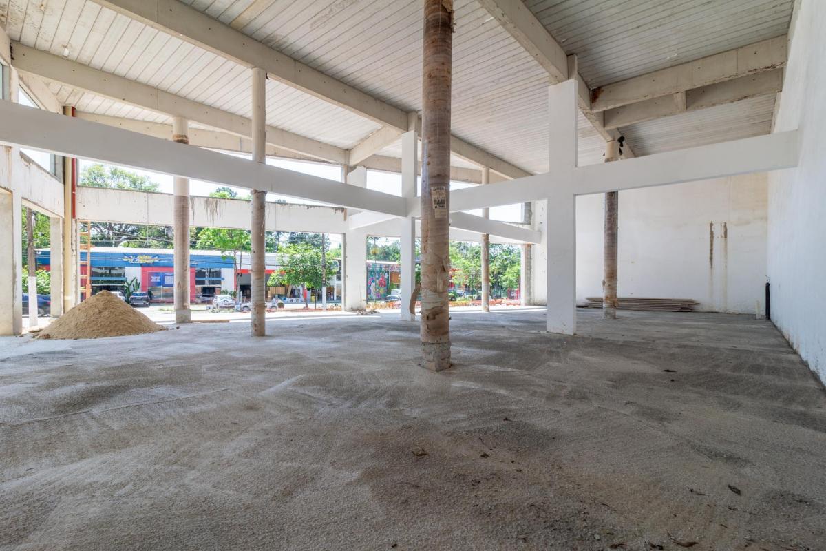 Loja em posto na Avenida Nova Cantareira, N. 4055 – loja 6 • 60 m²