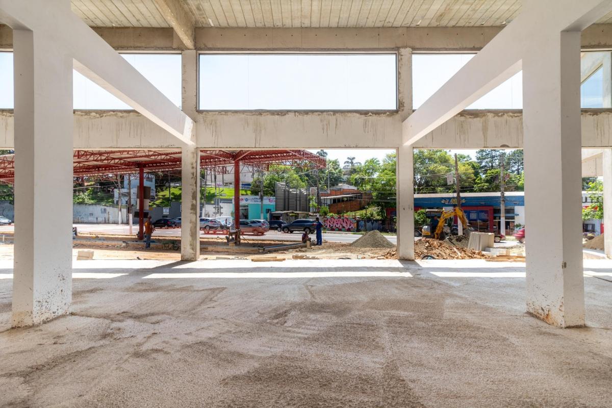 Loja em posto na Avenida Nova Cantareira, N. 4055 – loja 6 • 60 m²