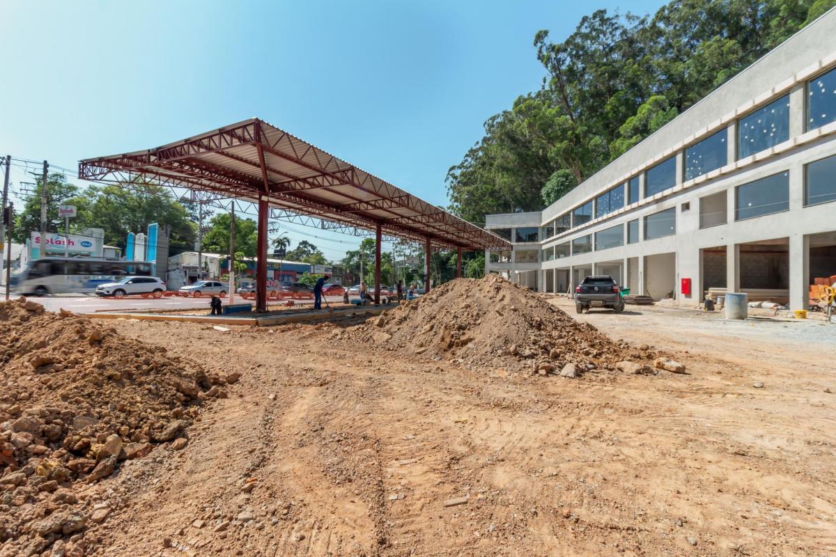 Loja em posto na Avenida Nova Cantareira, N. 4055 – loja 6 • 60 m²