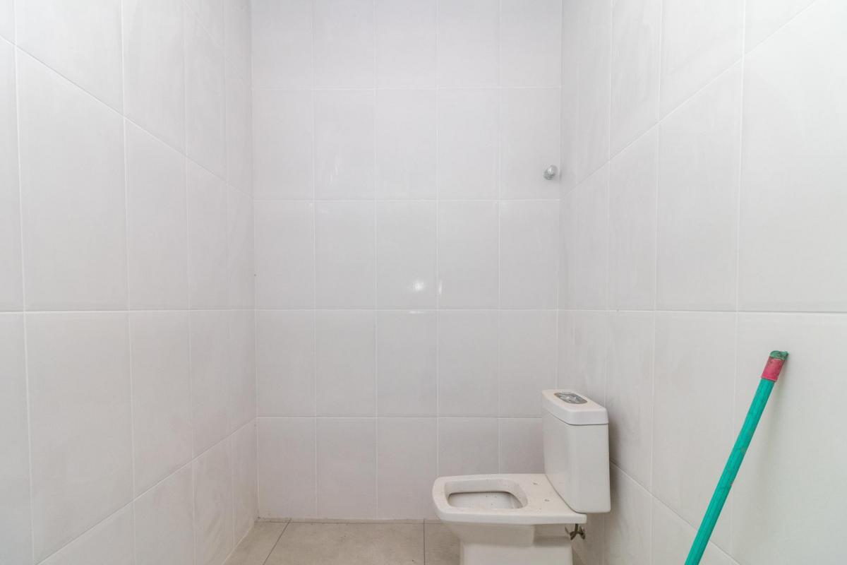Loja na Largo dos Pinheiros, N. 33 • 188 m²