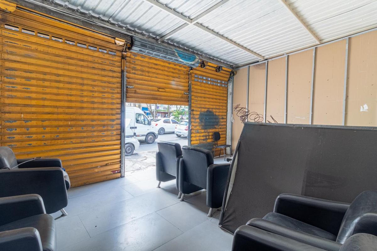Casa comercial na Avenida Miguel Conejo, N. 974 • 150 m²