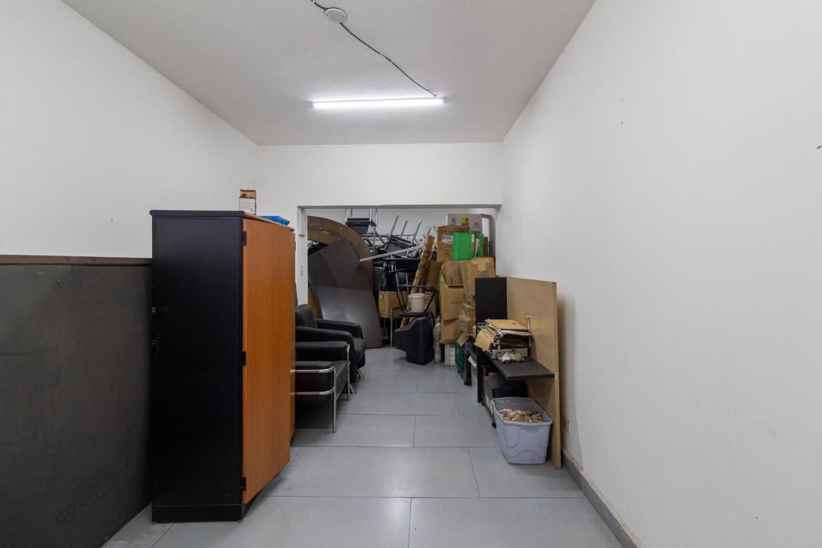 Casa comercial na Avenida Miguel Conejo, N. 974 • 150 m²