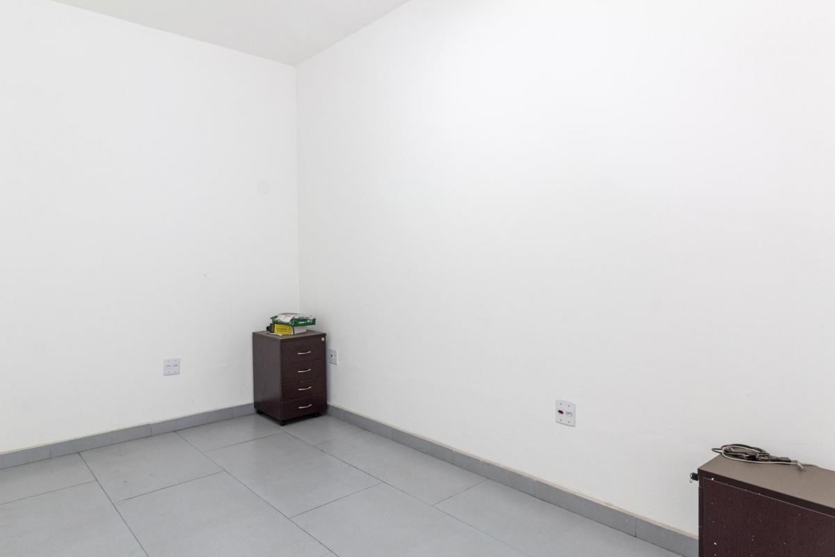 Casa comercial na Avenida Miguel Conejo, N. 974 • 150 m²