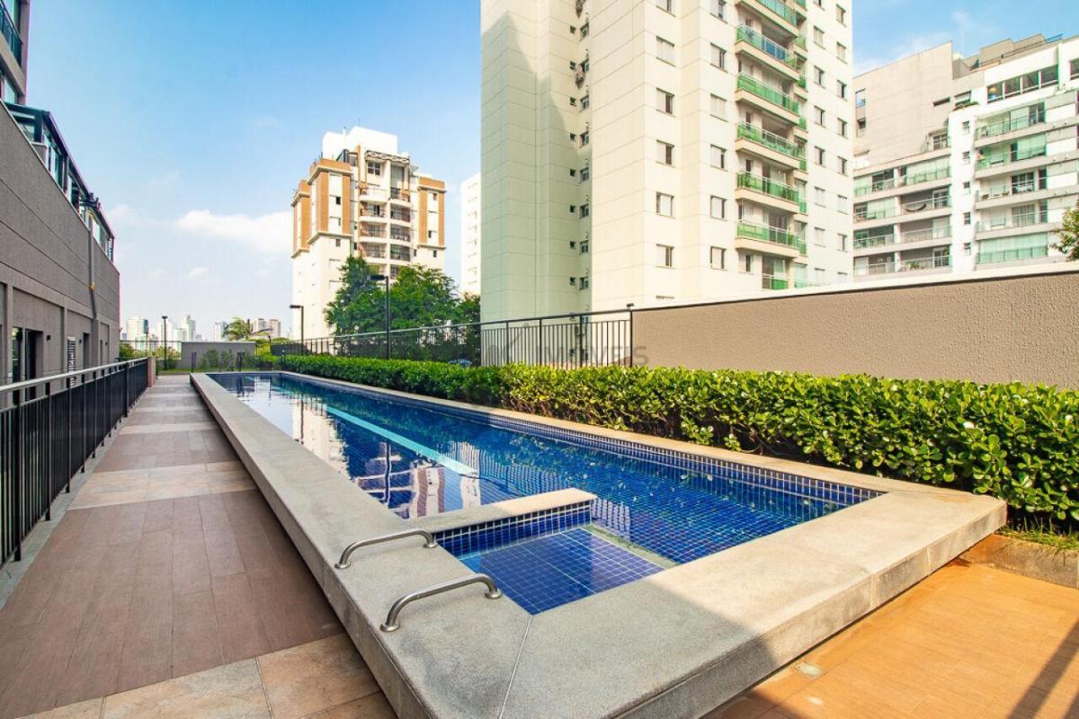Garden moderno na Vila Mariana com área externa privativa.