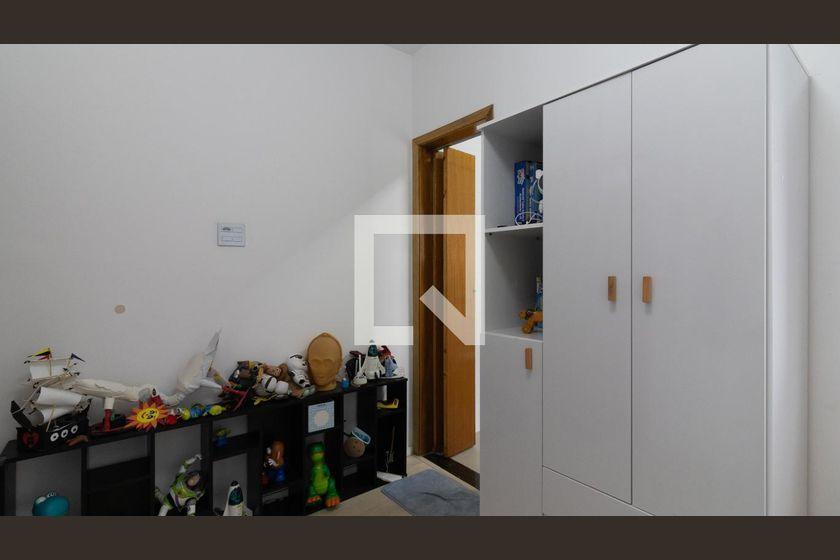 Casa à Venda – Ponte Rasa, 2 Quartos, 95 m² – São Paulo