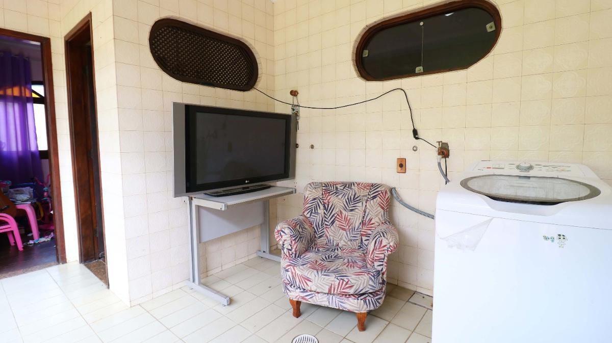Atraente casa tipo para locação em Vila Albertina com 3 quartos, sendo 3 suítes, 501.96m² – remaxmam
