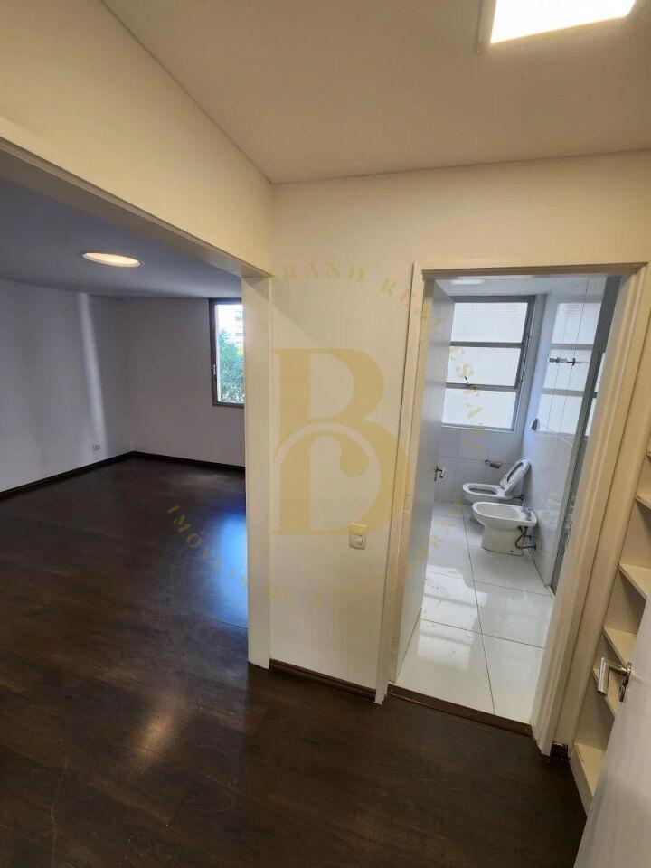 Apartamento para Locação no Jardim Paulista ? 178m² | 3 Dormitórios | 1 Suíte | 2 Vagas
