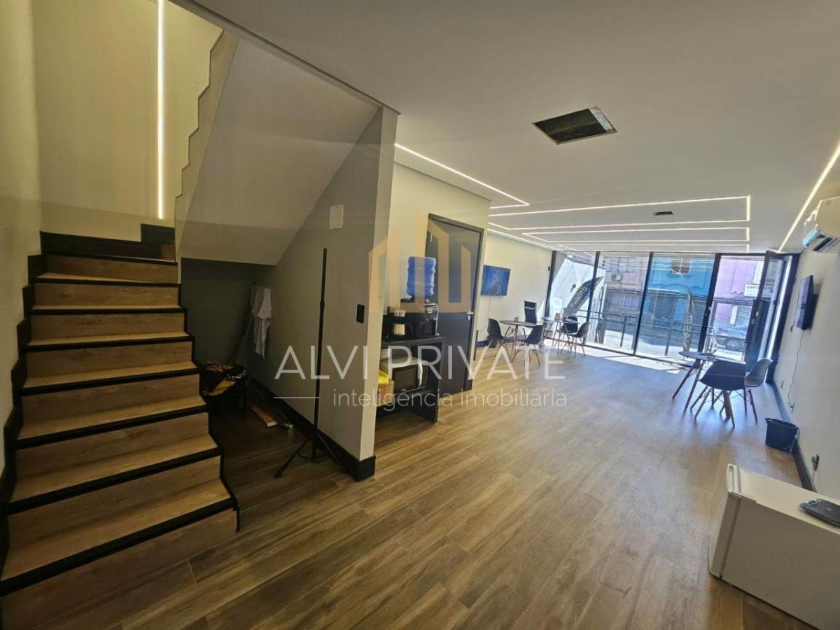 Loja comercial à venda com 3 pavimentos + Rooftop – Na Pompéia OPORTUNIDADE!!!