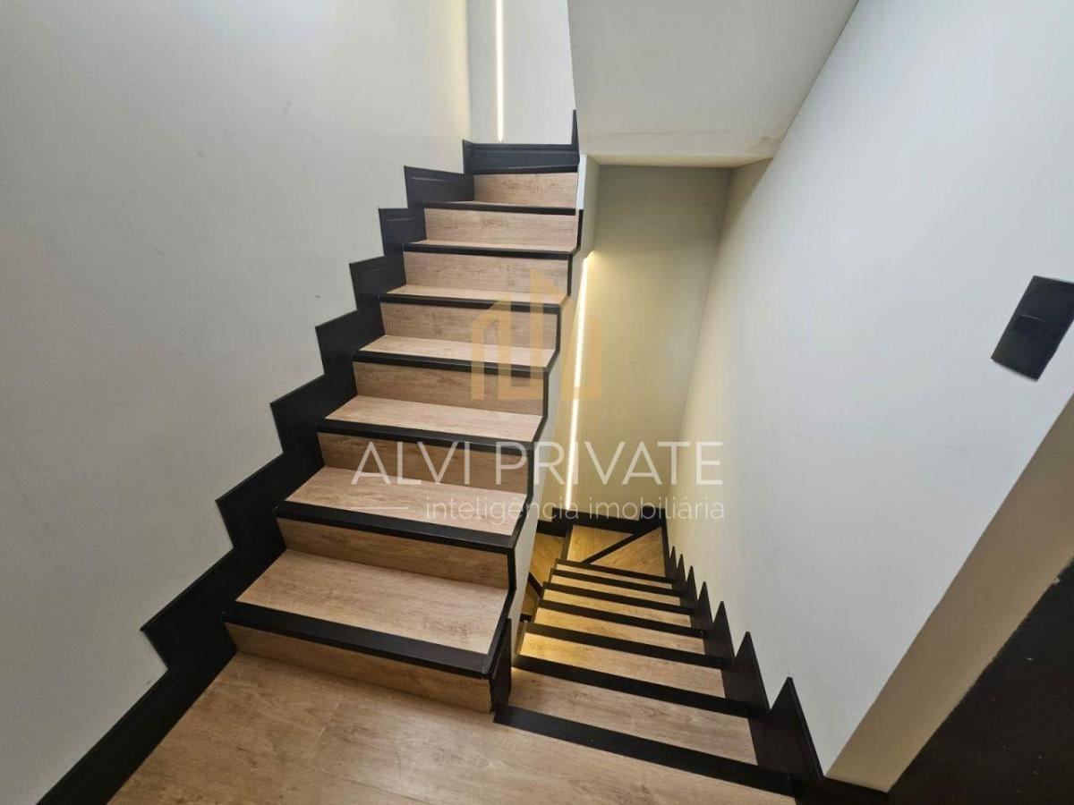Loja comercial à venda com 3 pavimentos + Rooftop – Na Pompéia OPORTUNIDADE!!!