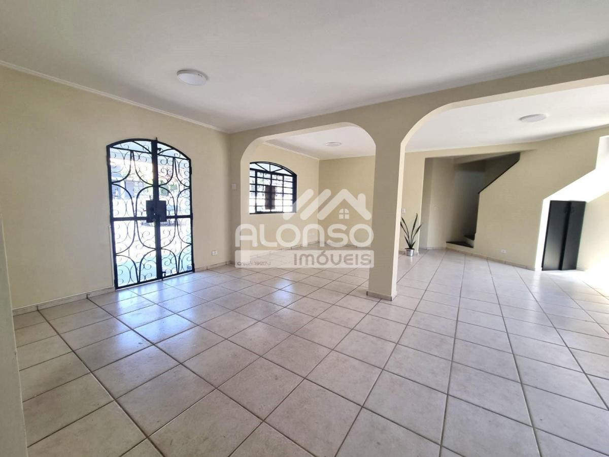 Ponto Comercial para alugar, 180m², 10 vagas – Butantã