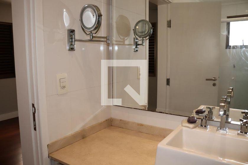 Apartamento à Venda – Higienópolis, 3 Quartos, 237 m² – São Paulo