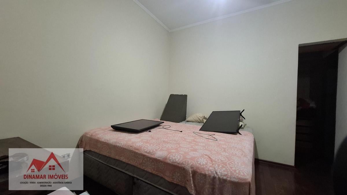 Sobrado à Venda no Cambuci SP: 4 Quartos, 180m²…