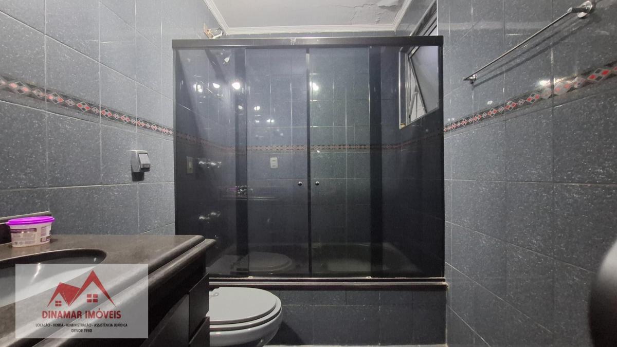 Sobrado à Venda no Cambuci SP: 4 Quartos, 180m²…