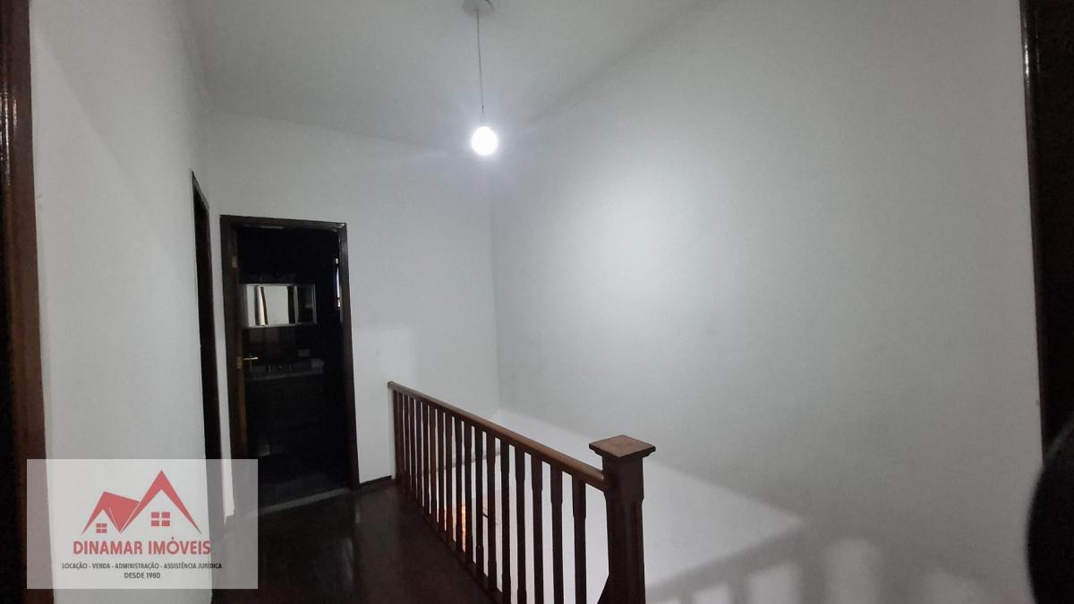Sobrado à Venda no Cambuci SP: 4 Quartos, 180m²…