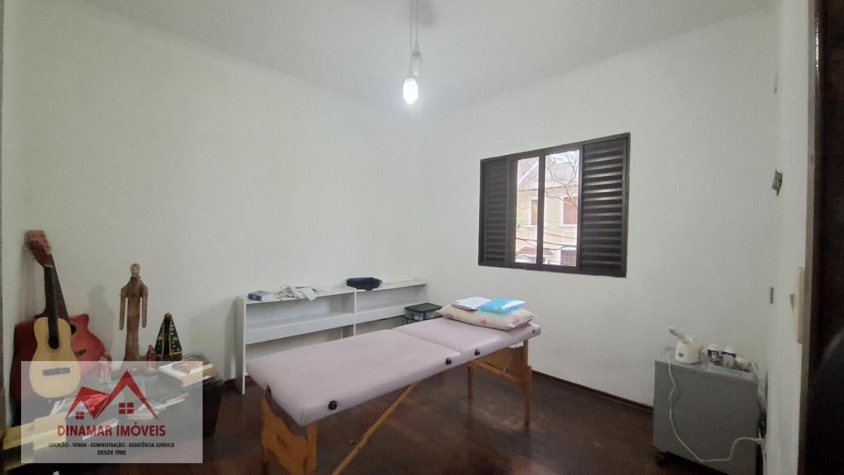 Sobrado à Venda no Cambuci SP: 4 Quartos, 180m²…