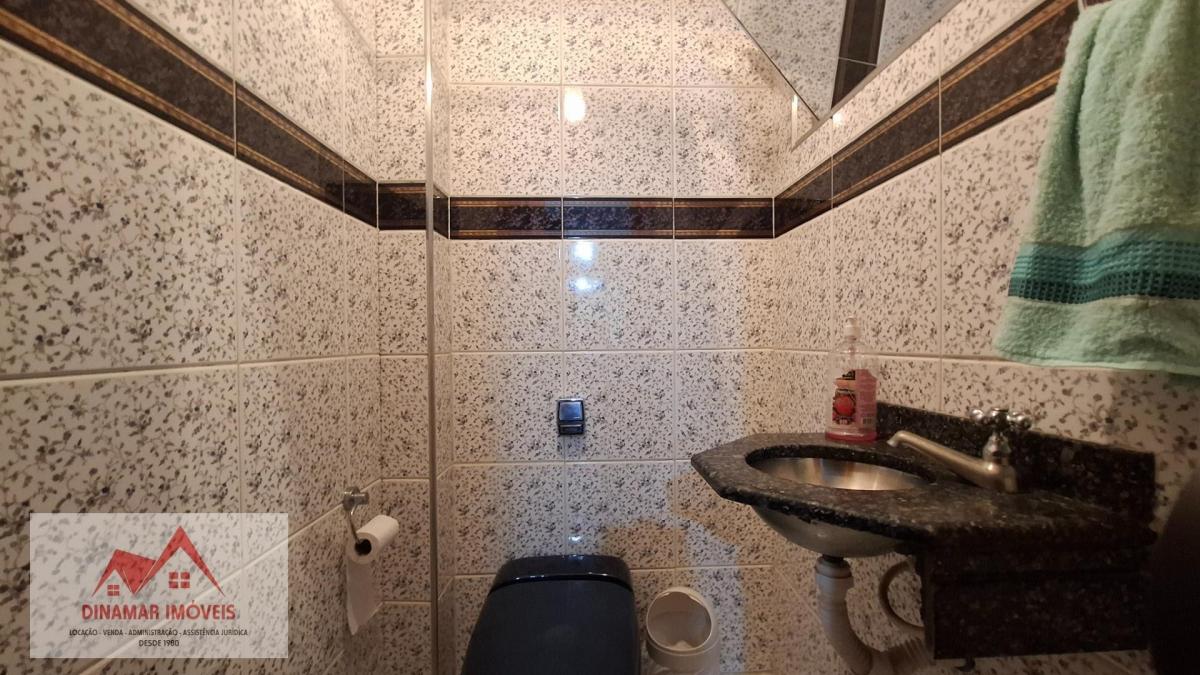 Sobrado à Venda no Cambuci SP: 4 Quartos, 180m²…