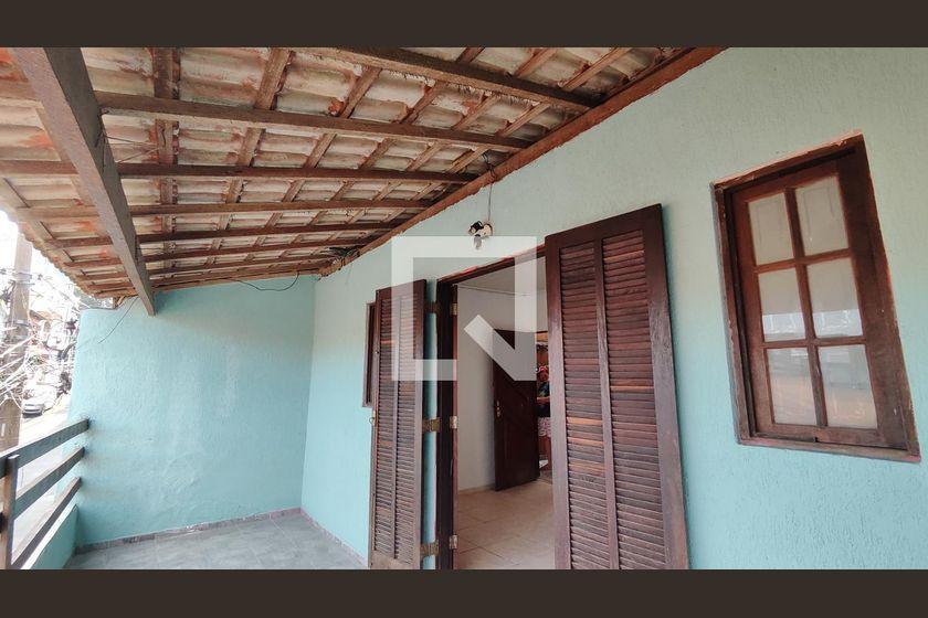 Casa à Venda – Vila Jacuí, 1 Quarto, 72 m² – São Paulo