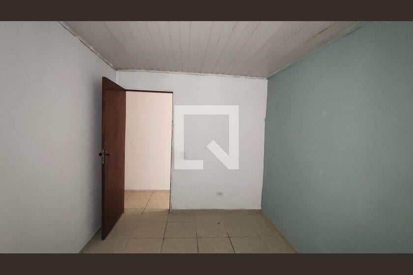 Casa à Venda – Vila Jacuí, 1 Quarto, 72 m² – São Paulo