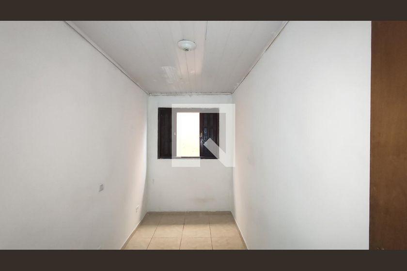 Casa à Venda – Vila Jacuí, 1 Quarto, 72 m² – São Paulo