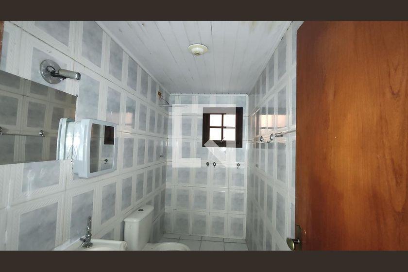 Casa à Venda – Vila Jacuí, 1 Quarto, 72 m² – São Paulo