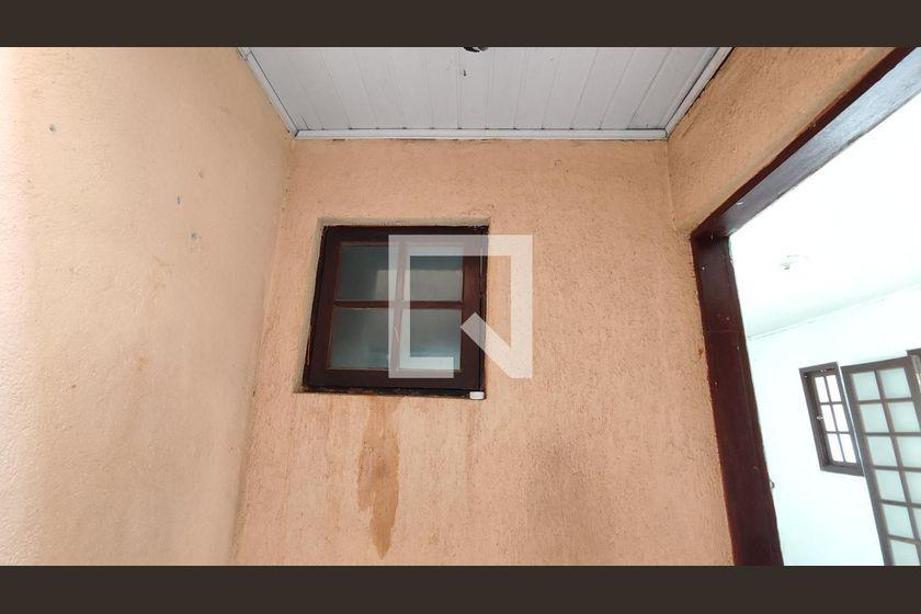 Casa à Venda – Vila Jacuí, 1 Quarto, 72 m² – São Paulo