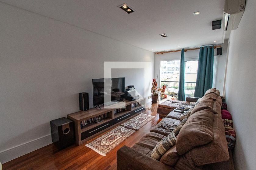 Casa à Venda – Vila Mariana, 6 Quartos, 700 m² – São Paulo