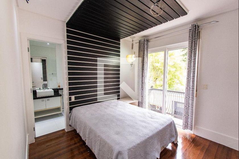 Casa à Venda – Vila Mariana, 6 Quartos, 700 m² – São Paulo