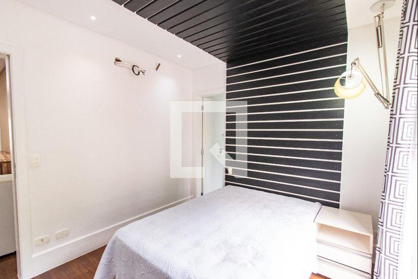 Casa à Venda – Vila Mariana, 6 Quartos, 700 m² – São Paulo