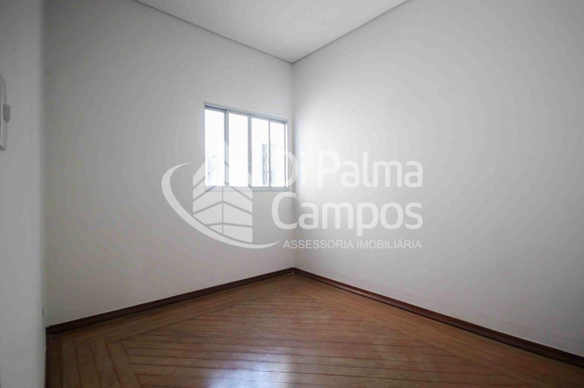 Casa de 150m² com 3 quartos e 2 vagas para locação ou venda no bairro do Ipiranga