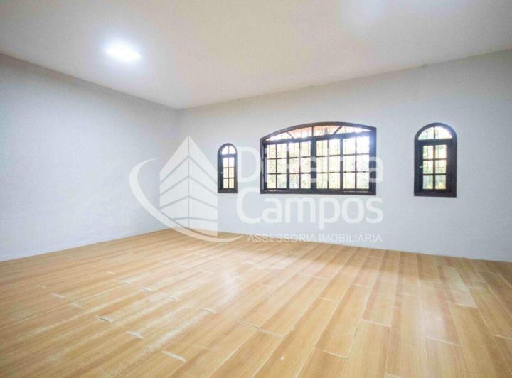 Casa versátil de 268m² com 3 vagas para locação ou venda no bairro do Ipiranga