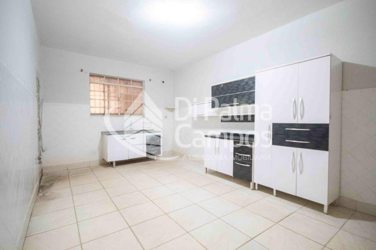 Casa versátil de 268m² com 3 vagas para locação ou venda no bairro do Ipiranga