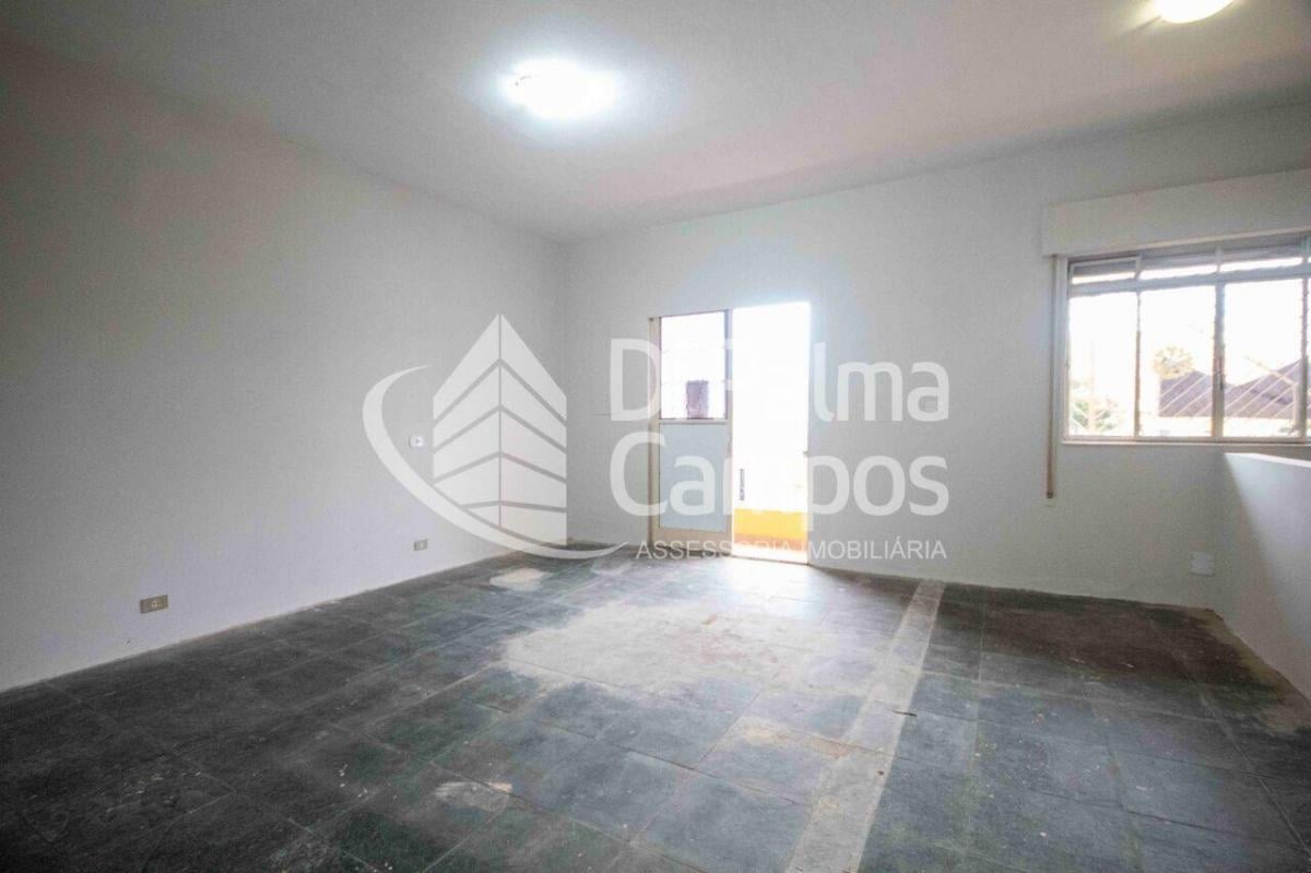 Casa versátil de 268m² com 3 vagas para locação ou venda no bairro do Ipiranga