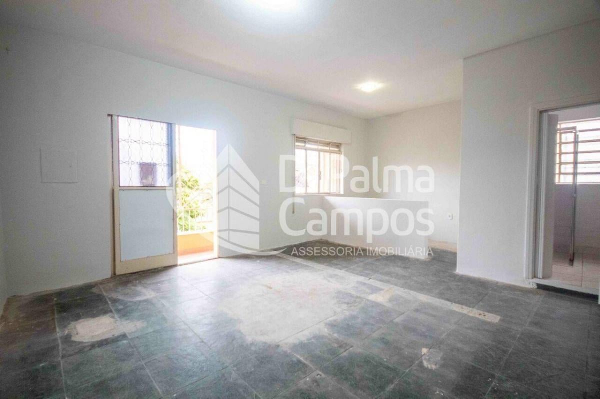 Casa versátil de 268m² com 3 vagas para locação ou venda no bairro do Ipiranga