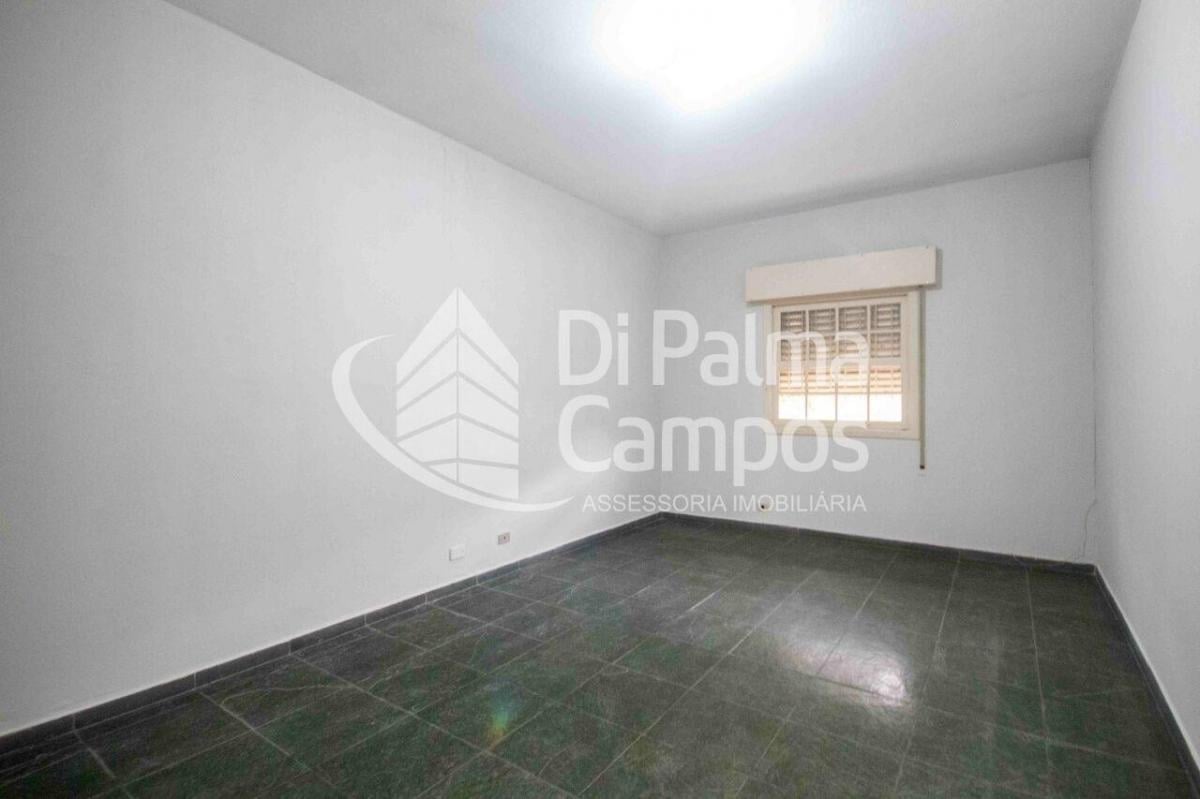 Casa versátil de 268m² com 3 vagas para locação ou venda no bairro do Ipiranga