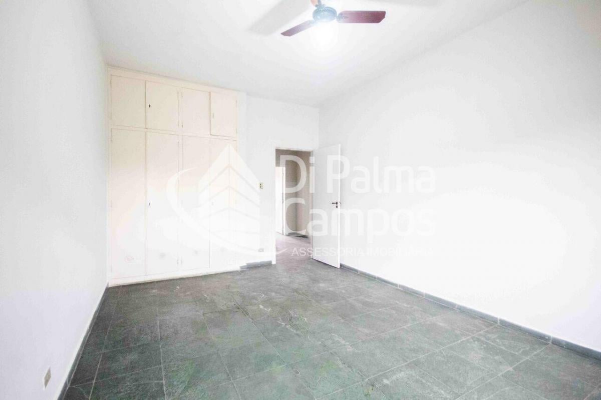 Casa versátil de 268m² com 3 vagas para locação ou venda no bairro do Ipiranga