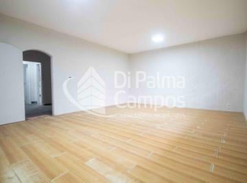 Casa versátil de 268m² com 3 vagas para locação ou venda no bairro do Ipiranga