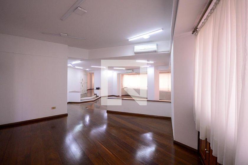 Apartamento à Venda – Aclimação, 3 Quartos, 384 m² – São Paulo
