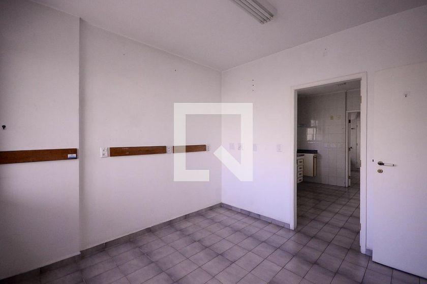 Apartamento à Venda – Aclimação, 3 Quartos, 384 m² – São Paulo