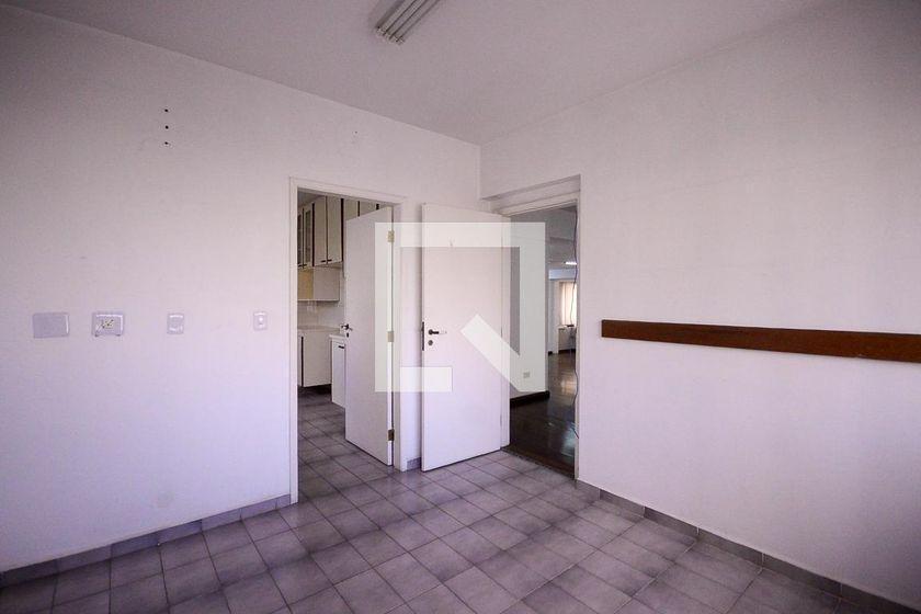Apartamento à Venda – Aclimação, 3 Quartos, 384 m² – São Paulo