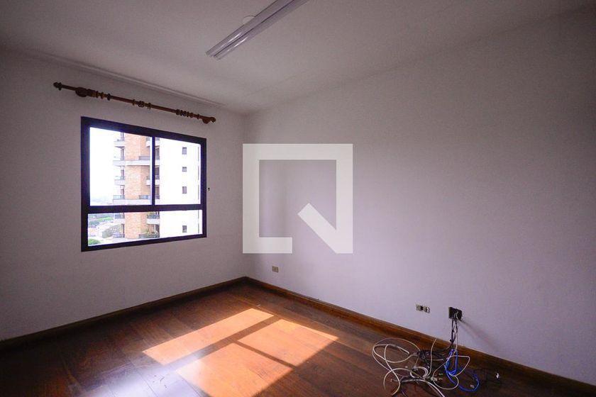 Apartamento à Venda – Aclimação, 3 Quartos, 384 m² – São Paulo