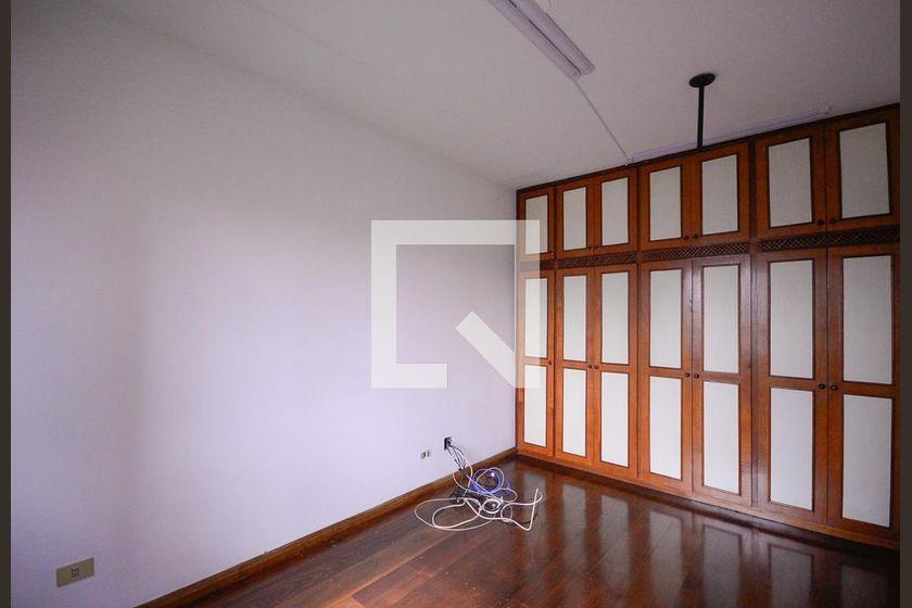 Apartamento à Venda – Aclimação, 3 Quartos, 384 m² – São Paulo