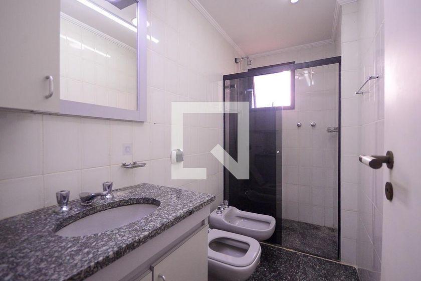 Apartamento à Venda – Aclimação, 3 Quartos, 384 m² – São Paulo