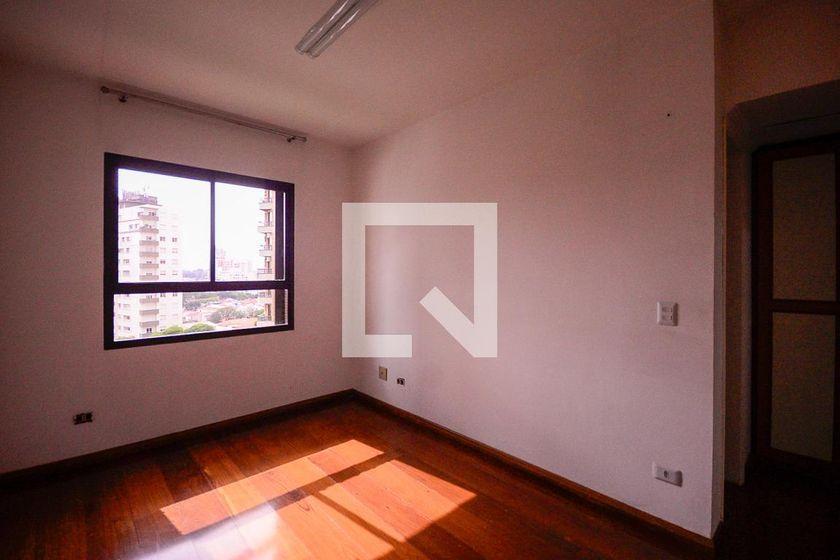 Apartamento à Venda – Aclimação, 3 Quartos, 384 m² – São Paulo