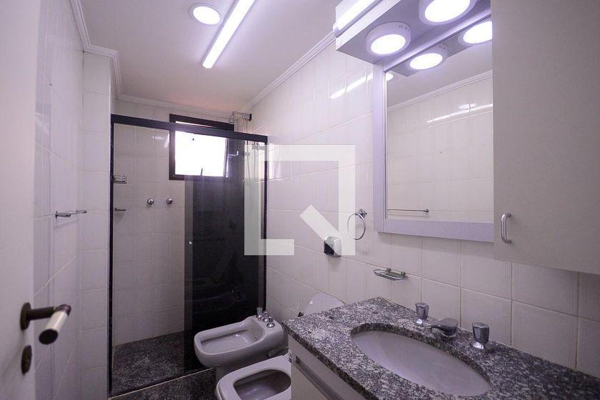 Apartamento à Venda – Aclimação, 3 Quartos, 384 m² – São Paulo
