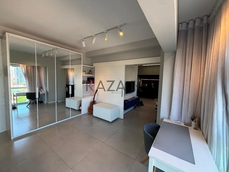 Apartamento à venda no Brooklin Paulista, São Paulo-SP: 1 suíte, 1 sala, 2 banheiros, 1 vaga de gar