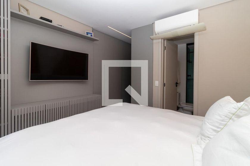 Apartamento à Venda – Alto da Lapa, 3 Quartos, 230 m² – São Paulo